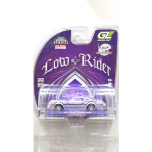 画像: GREEN LiGHT EXCLUSIVE 1/64 1973 Ford Thunderbird Lowrider - Michael Heralda Special Edition