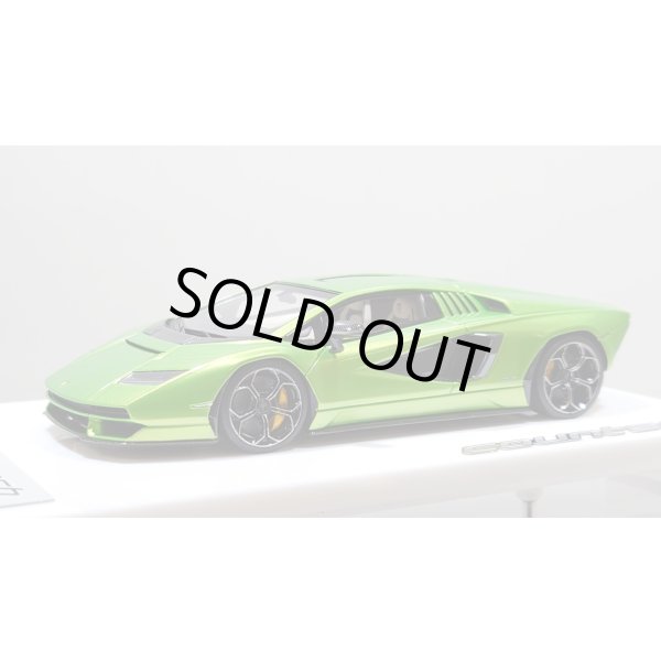 画像1: EIDOLON 1/43 Lamborghini Countach LPI 800-4 2022 Giallo Verde Pearl Limited 35 pcs. (1)