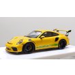 画像2: EIDOLON 1/43 Porsche 911 (991.2) GT3 RS 2018 Grande Giallo Pearl Limited 32 pcs. (2)