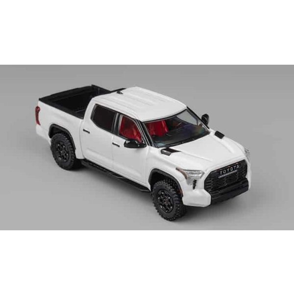 画像1: CM Model 1/64 Toyota Tundra White (1)