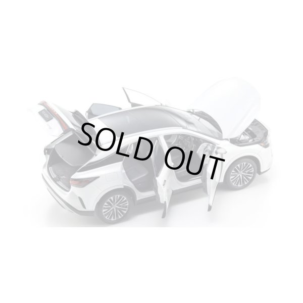 画像4: Kyosho Original 1/18 LEXUS RX 450h+ (Sonic Quartz) (4)