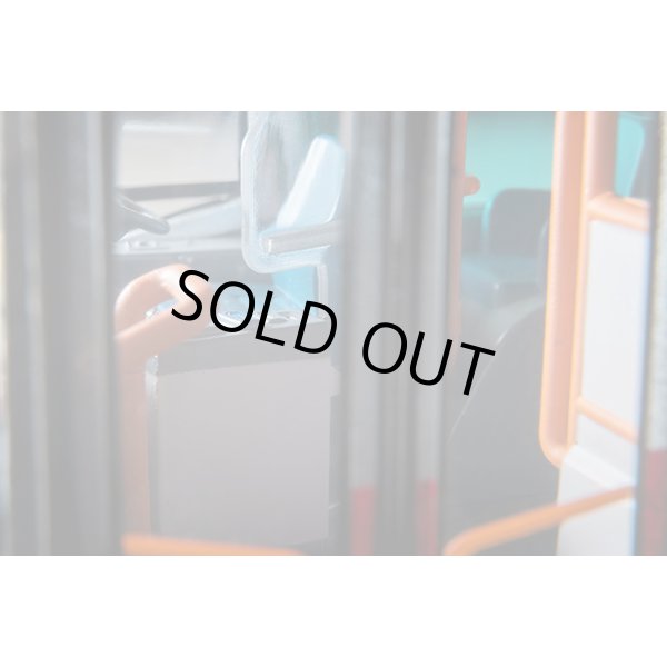 画像9: TOMYTEC 1/64 Limited Vintage NEO Mitsubishi Fuso Aero Star Non-Step Bus (東急バス) (9)