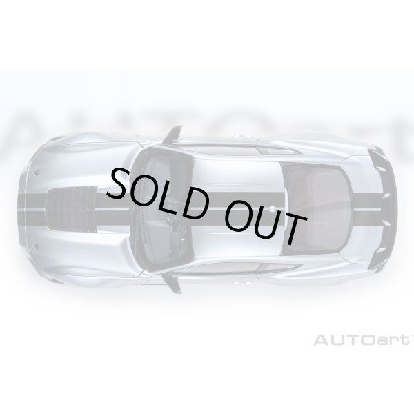 画像7: AUTOart 1/18 Ford Mustang Shelby GT500 (Silver with Black Stripes) (7)