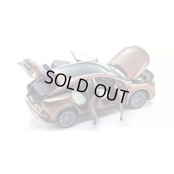 画像4: Kyosho Original 1/18 LEXUS RX 450h+ (Sonic Copper) (4)