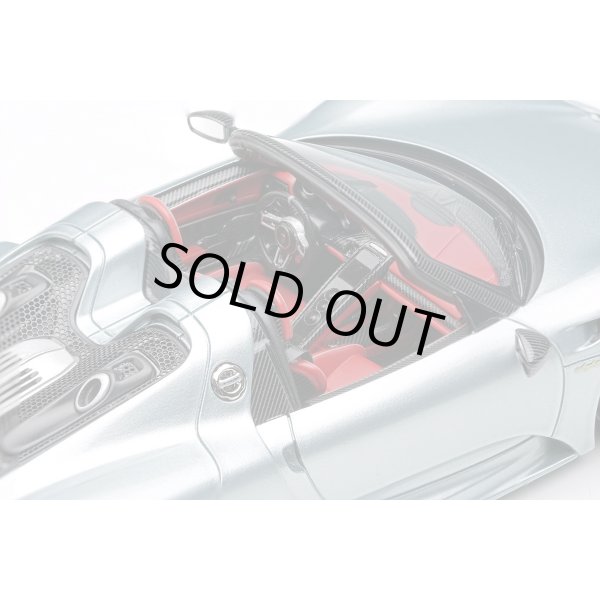 画像7: EIDOLON COLLECTION 1/43 Porsche 918 Spyder weissach package 2011 Rear Wing up Rhodium Silver Metallic (US spec) Limited 80 pcs. (7)