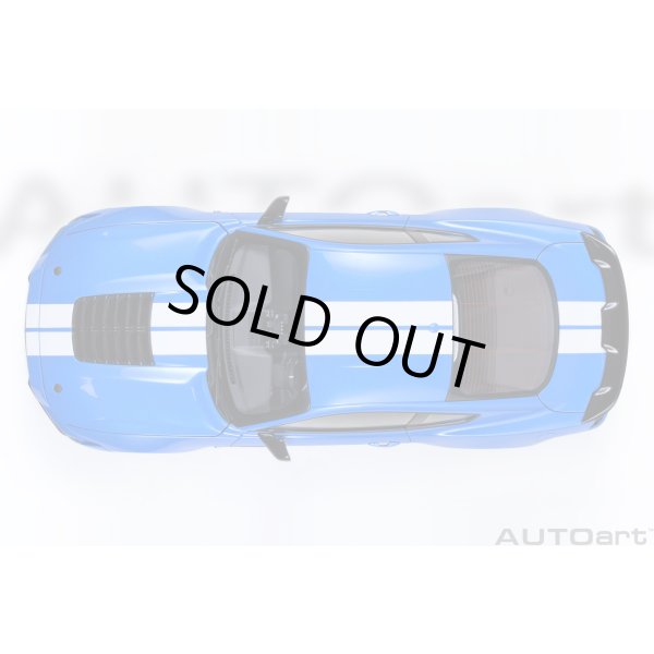 画像7: AUTOart 1/18 Ford Mustang Shelby GT500 (Blue with White Stripes) (7)