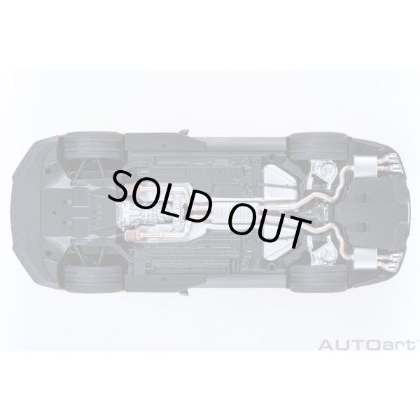 画像8: AUTOart 1/18 Ford Mustang Shelby GT500 (Orange with Black Stripes) (8)