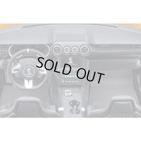 画像14: AUTOart 1/18 Ford Mustang Shelby GT500 (Orange with Black Stripes) (14)