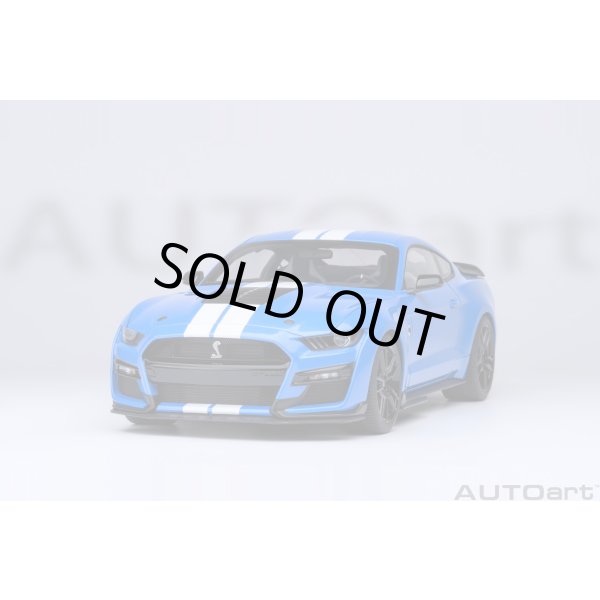 画像19: AUTOart 1/18 Ford Mustang Shelby GT500 (Blue with White Stripes) (19)