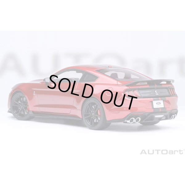 画像2: AUTOart 1/18 Ford Mustang Shelby GT500 (Red with Black Stripes) (2)