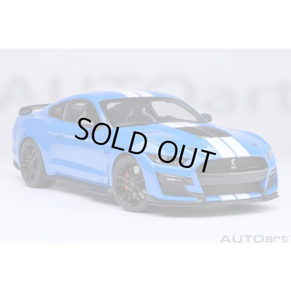 画像18: AUTOart 1/18 Ford Mustang Shelby GT500 (Blue with White Stripes) (18)