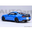 画像2: AUTOart 1/18 Ford Mustang Shelby GT500 (Blue with White Stripes) (2)