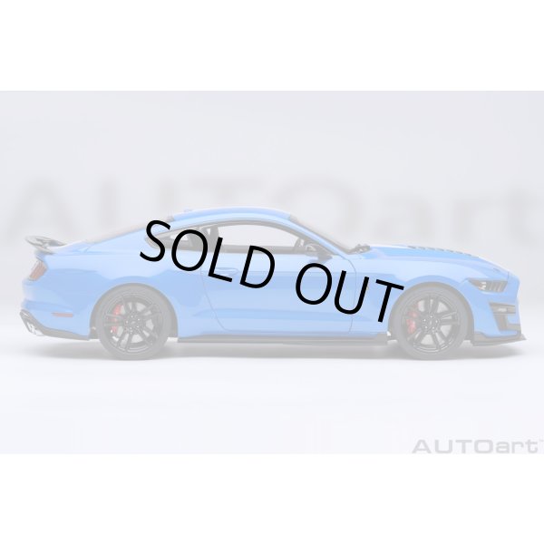 画像4: AUTOart 1/18 Ford Mustang Shelby GT500 (Blue with White Stripes) (4)