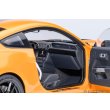 画像10: AUTOart 1/18 Ford Mustang Shelby GT500 (Orange with Black Stripes) (10)