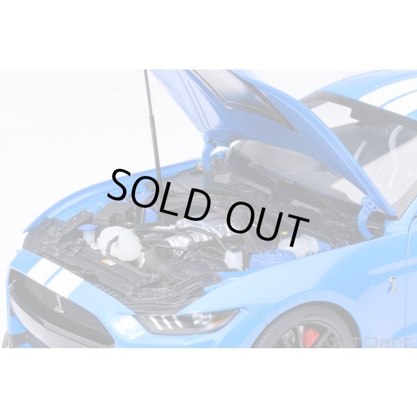 画像11: AUTOart 1/18 Ford Mustang Shelby GT500 (Blue with White Stripes) (11)