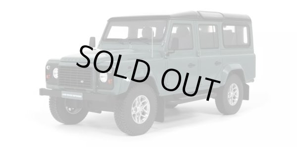 画像1: GT SPIRIT 1/18 Land Rover Defender 3 Station Wagon 2016 (Green) (1)