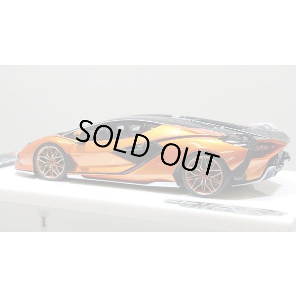 画像3: EIDOLON 1/43 Lamborghini Sian FKP 37 2019 with Stripe Arancio Pearl Limited 33 pcs. (3)