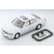 画像9: TOMYTEC 1/64 Limited Vintage NEO Toyota Celsior C Spec F Package (Pearl White/Silver) 1997 (9)