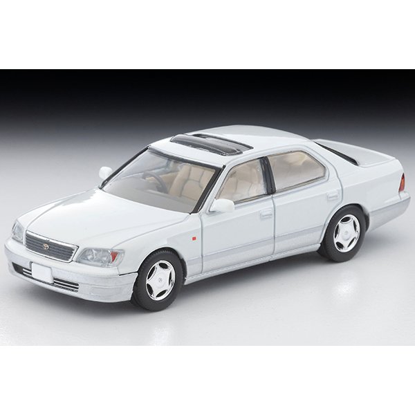 画像1: TOMYTEC 1/64 Limited Vintage NEO Toyota Celsior C Spec F Package (Pearl White/Silver) 1997 (1)