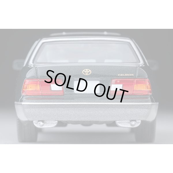 画像6: TOMYTEC 1/64 Limited Vintage NEO Toyota Celsior C Spec F Package (Green/Gray) 1997 (6)