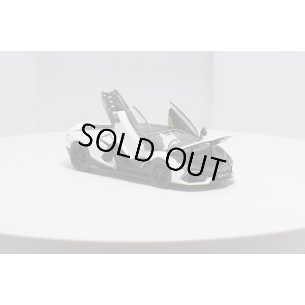 画像6: HUNG HING TOYS 1/64 Lamborghini Revuelto Arena White (6)