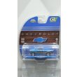 画像3: GREEN LiGHT EXCLUSIVE 1/64 1972 Chevy Cheyenne C10 Short Bed - Electric Blue and Gunmetal Gray (3)