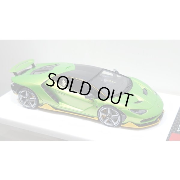 画像11: EIDOLON 1/43 Lamborghini Centenario LP770-4 2016 Rear Wing up Giallo Verde Pearl Limited 32 pcs. (11)