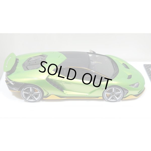 画像8: EIDOLON 1/43 Lamborghini Centenario LP770-4 2016 Rear Wing up Giallo Verde Pearl Limited 32 pcs. (8)