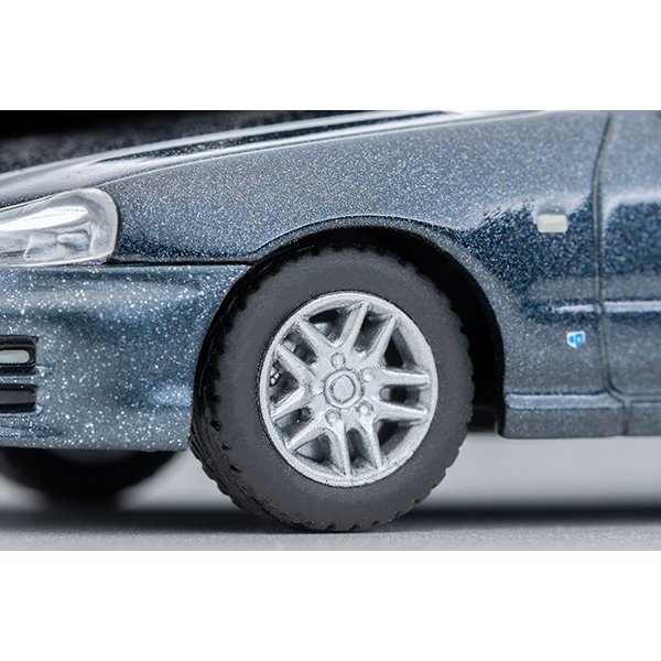 画像7: TOMYTEC 1/64 Limited Vintage NEO Nissan Skyline 4-Door Sports Sedan 25GT-X (Dark Blue) (7)