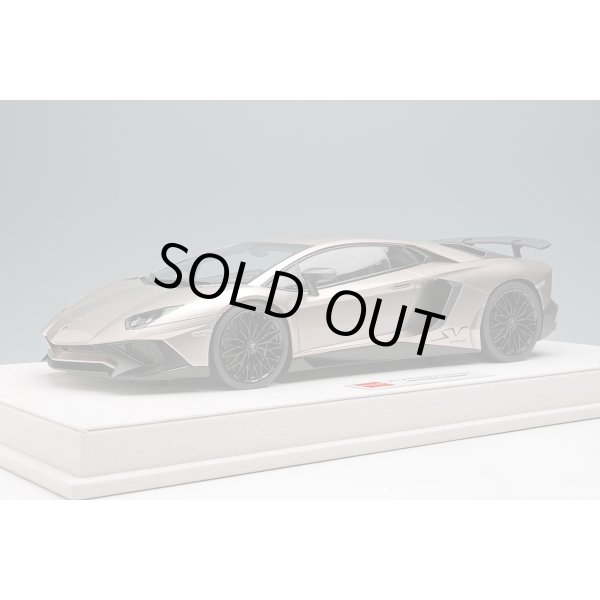 画像2: EIDOLON 1/18 Lamborghini Aventador LP750-4 SV 2015 Bronzo Masaru (Small Black SV Logo) Limited 40 pcs. (2)