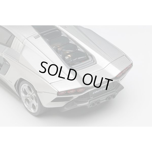 画像7: EIDOLON COLLECTION 1/43 Lamborghini Countach LPI 800-4 2022 Argento Luna Limited 80 pcs. (7)