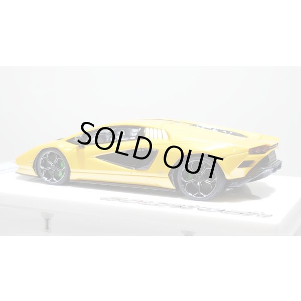 画像3: EIDOLON 1/43 Lamborghini Countach LPI 800-4 2022 Grande Giallo Pearl Limited 32 pcs. (3)