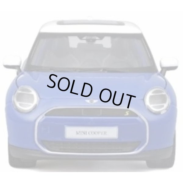 画像4: Maisto 1/24 Mini Cooper SE (JO1) Blue/White (4)