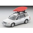 画像8: TOMYTEC 1/64 Limited Vintage NEO Subaru Forester Custom Version (White/Silver) with Kayak and Figure (8)