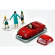 画像1: TOMYTEC 1/64 Limited Vintage こどもの国×TLV Datsun Baby Restored Car (Red) with Figure (1)