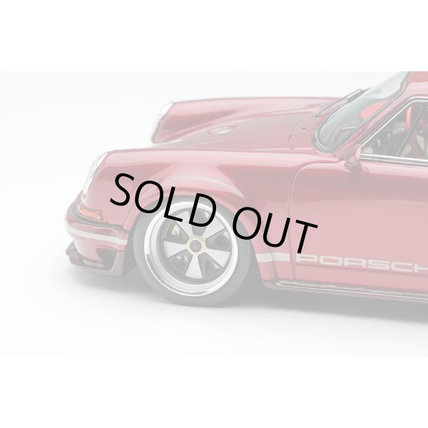 画像8: EIDOLON 1/43 Singer 911 DLS Cherry Red Metallic Limited 80 pcs. (8)