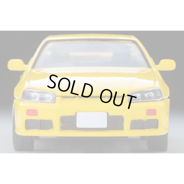 画像5: TOMYTEC 1/64 Limited Vintage NEO Nissan Skyline 2-Door Sports Coupe 25GT TURBO with Optional Parts (Yellow) 1998 (5)