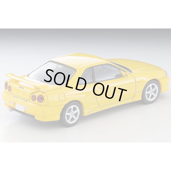 画像2: TOMYTEC 1/64 Limited Vintage NEO Nissan Skyline 2-Door Sports Coupe 25GT TURBO with Optional Parts (Yellow) 1998 (2)