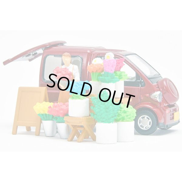 画像4: TOMYTEC 1/64 Diorama Collection #CarSnap 17b Flower Shop 2 (with Daihatsu Midget II Cargo) (4)