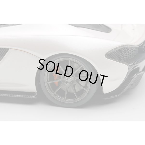 画像7: EIDOLON COLLECTION 1/43 McLaren P1 2013 Pearl White Limited 60 pcs. (7)