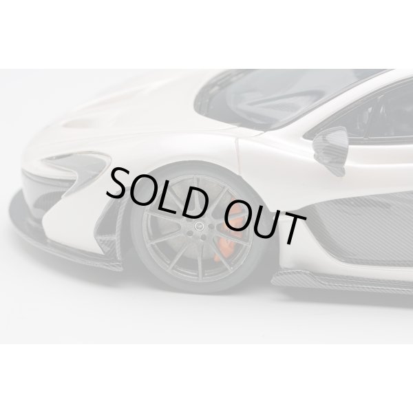 画像6: EIDOLON COLLECTION 1/43 McLaren P1 2013 Pearl White Limited 60 pcs. (6)