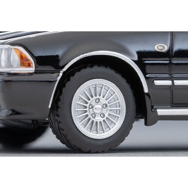 画像7: TOMYTEC 1/64 Limited Vintage NEO Nissan Cedric HT V20 Twin Cam Turbo Gran Turismo Black SV 1990 (7)