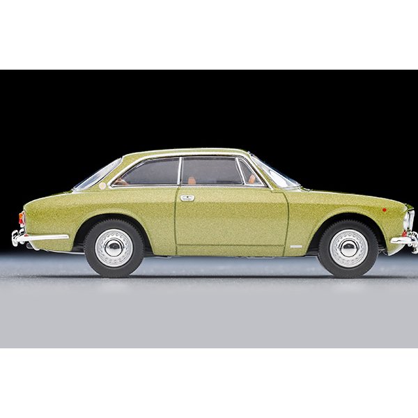 画像4: TOMYTEC 1/64 Limited Vintage Alfa Romeo 1750 GTV (Olive Green Metallic) (4)