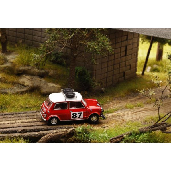 画像3: GCD 1/64 Mini Cooper #87 with 2 Spare Tires (Red) (3)