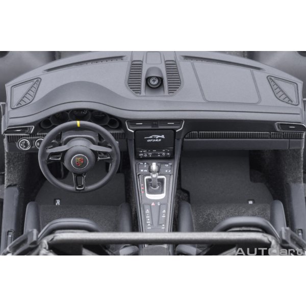 画像14: AUTOart 1/18 Porsche 911 (991.2) GT3 RS (Light Grey) (14)