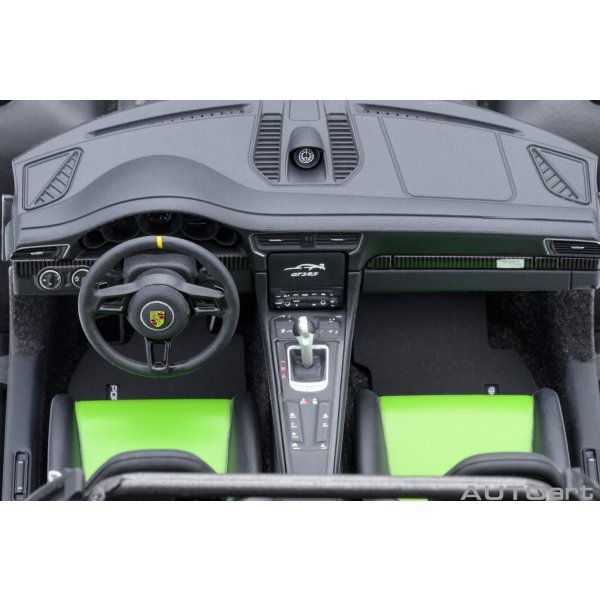 画像14: AUTOart 1/18 Porsche 911 (991.2) GT3 RS Weissach Package (Green/Carbon Black) (14)