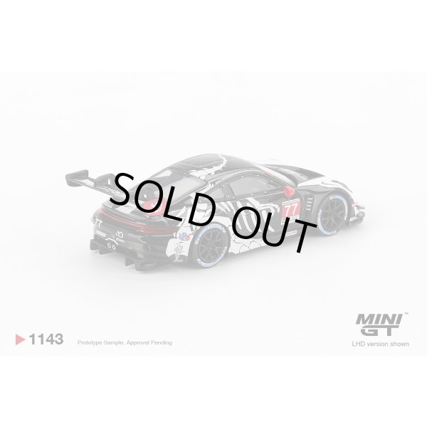 画像2: MINI GT 1/64 Porsche 911 GT3 R IMSA Petit Le Mans 2025 #77 AO Racing (LHD) (2)