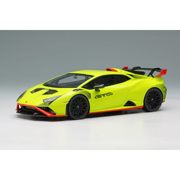 画像2: EIDOLON 1/43 Lamborghini Huracan STO 2021 Verde Scandal / Black Livery Limited 50 pcs. (2)