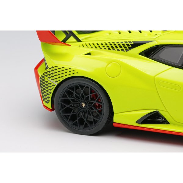 画像6: EIDOLON 1/43 Lamborghini Huracan STO 2021 Verde Scandal / Black Livery Limited 50 pcs. (6)