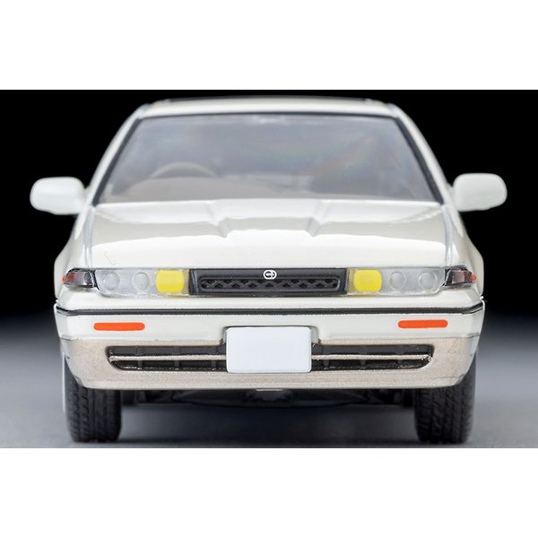 画像5: TOMYTEC 1/64 Limited Vintage NEO Nissan Cefiro Townride SV (White / Beige) 1991 (5)